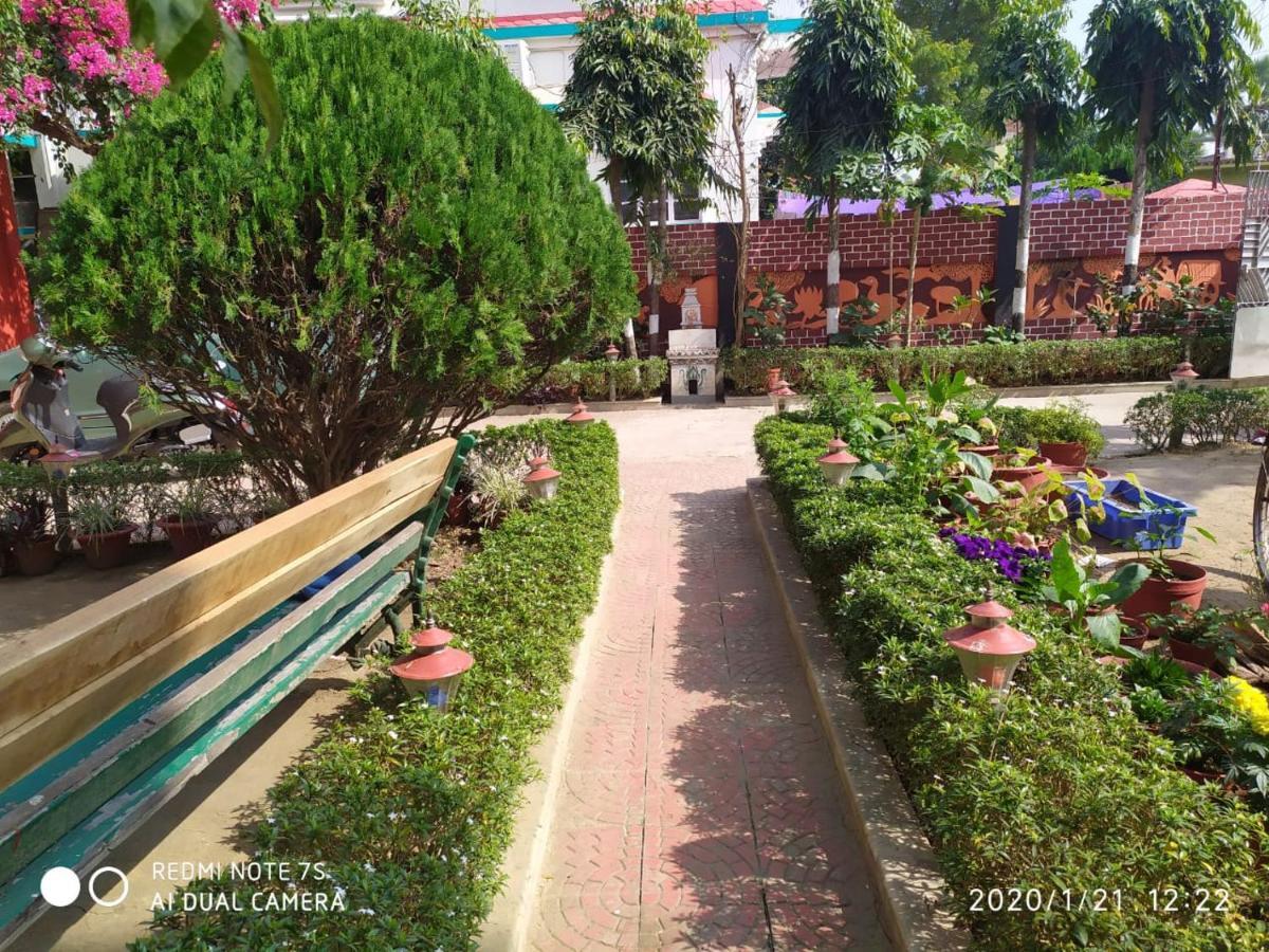 Swapnonir Hotel ชานตี นิเคทัน ภายนอก รูปภาพ