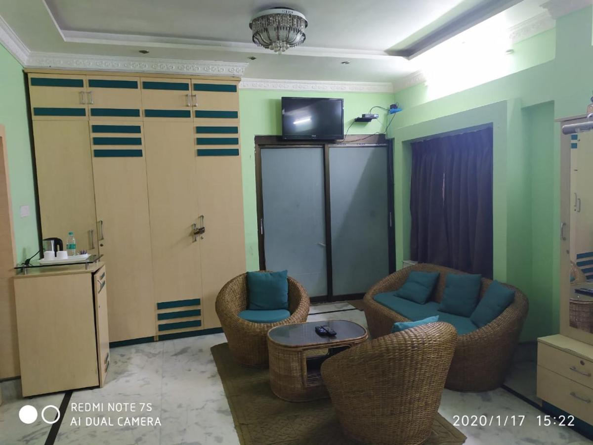 Swapnonir Hotel ชานตี นิเคทัน ภายนอก รูปภาพ